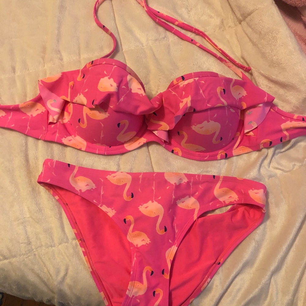 Aerie flamingo bikini set!